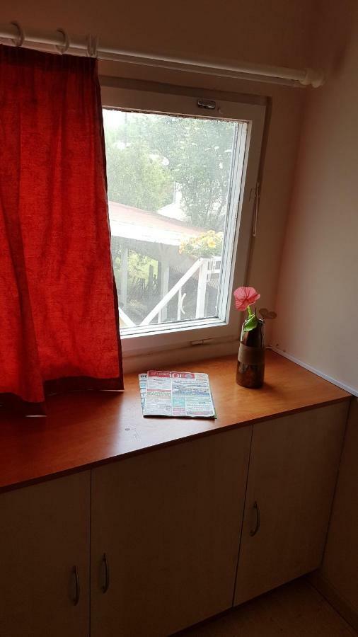 Csalad-Barat Apartman Балатонлеле Екстериор снимка